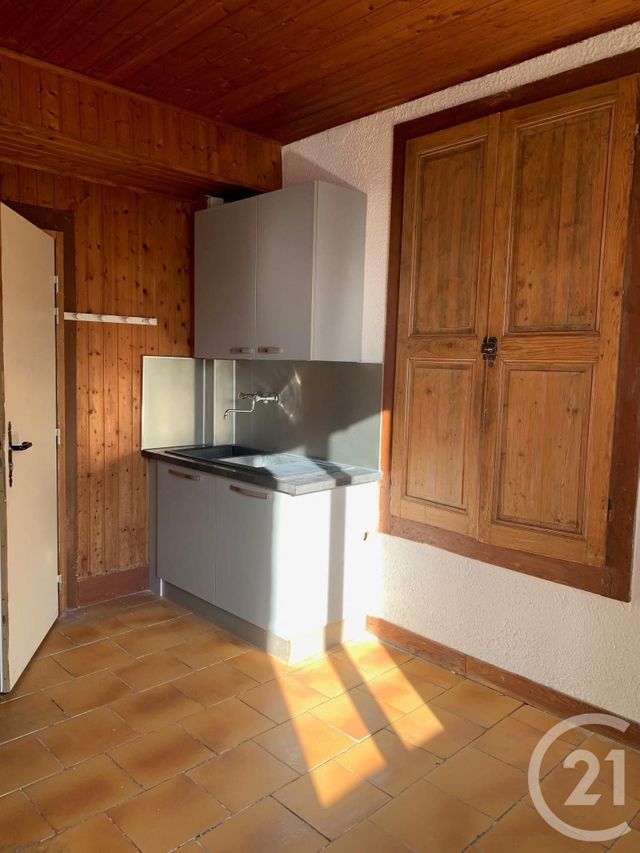 Appartement F1 à louer - 2 pièces - 37.0 m2 - PONTARLIER - 25 - FRANCHE-COMTE - Century 21 Avenir Immobilier