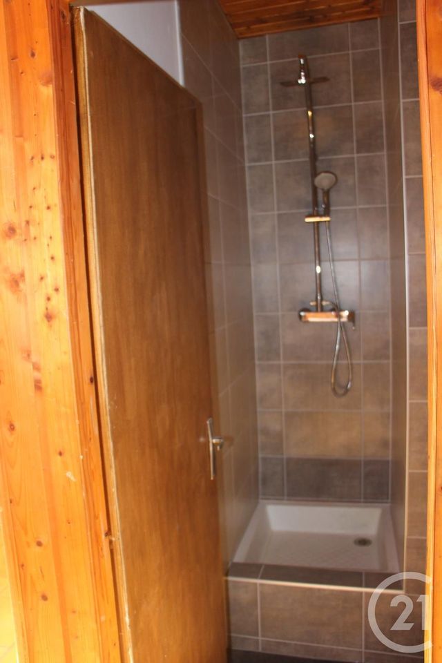 Appartement F1 à louer - 2 pièces - 37.0 m2 - PONTARLIER - 25 - FRANCHE-COMTE - Century 21 Avenir Immobilier