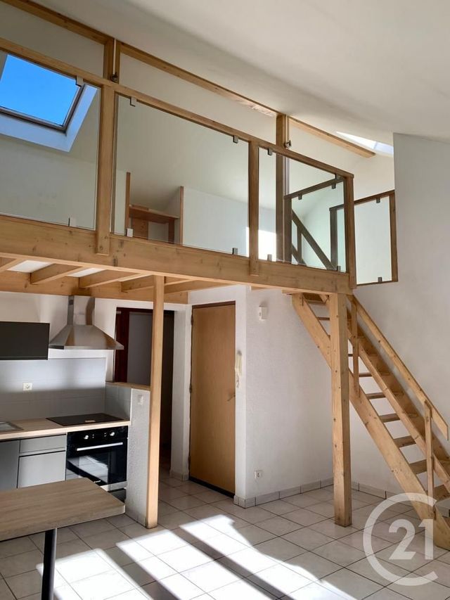 Appartement F4 à louer - 4 pièces - 95.0 m2 - PONTARLIER - 25 - FRANCHE-COMTE - Century 21 Avenir Immobilier