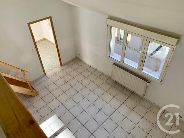 Appartement F4 à louer - 4 pièces - 95.0 m2 - PONTARLIER - 25 - FRANCHE-COMTE - Century 21 Avenir Immobilier