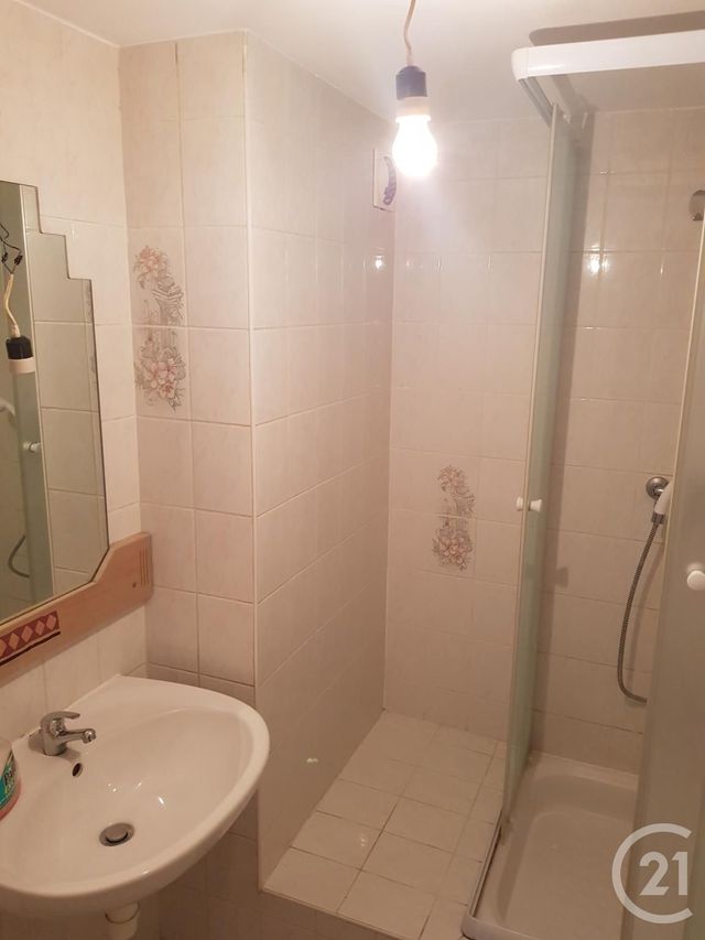 Appartement F4 à louer - 4 pièces - 95.0 m2 - PONTARLIER - 25 - FRANCHE-COMTE - Century 21 Avenir Immobilier