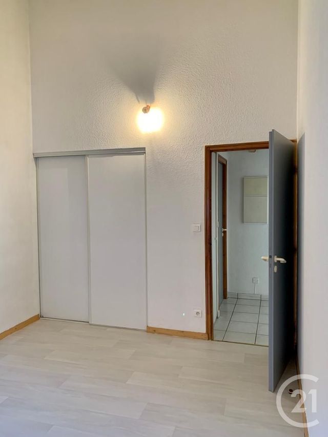 Appartement F4 à louer - 4 pièces - 95.0 m2 - PONTARLIER - 25 - FRANCHE-COMTE - Century 21 Avenir Immobilier