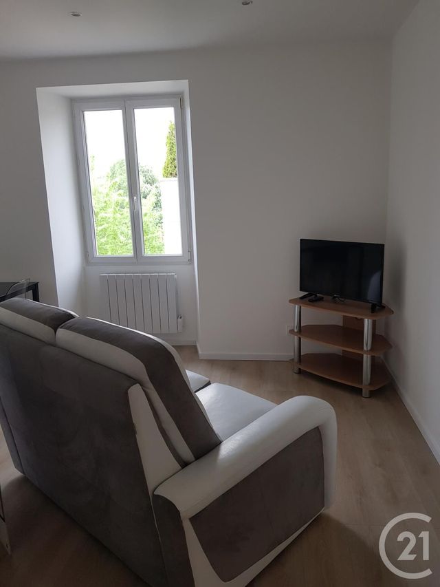 Appartement F2 à louer - 2 pièces - 41.81 m2 - PONTARLIER - 25 - FRANCHE-COMTE - Century 21 Avenir Immobilier