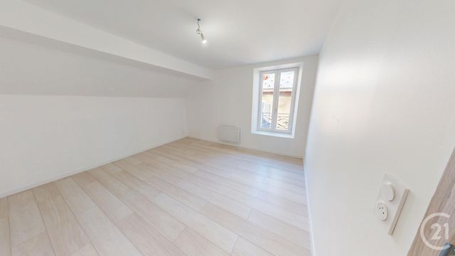 Appartement T3 à vendre - 4 pièces - 61.0 m2 - PONTARLIER - 25 - FRANCHE-COMTE - Century 21 Avenir Immobilier