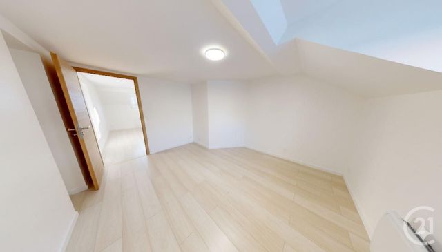 Appartement T3 à vendre - 4 pièces - 61.0 m2 - PONTARLIER - 25 - FRANCHE-COMTE - Century 21 Avenir Immobilier