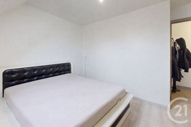 Appartement F4 à vendre - 4 pièces - 71.32 m2 - PONTARLIER - 25 - FRANCHE-COMTE - Century 21 Avenir Immobilier