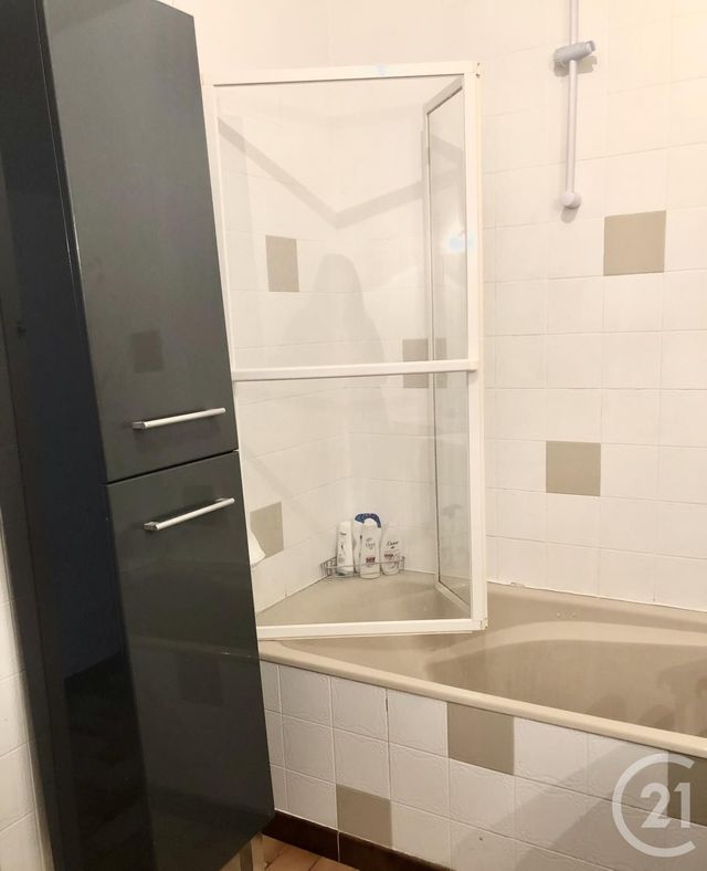 Appartement F3 à vendre - 3 pièces - 70.4 m2 - PONTARLIER - 25 - FRANCHE-COMTE - Century 21 Avenir Immobilier