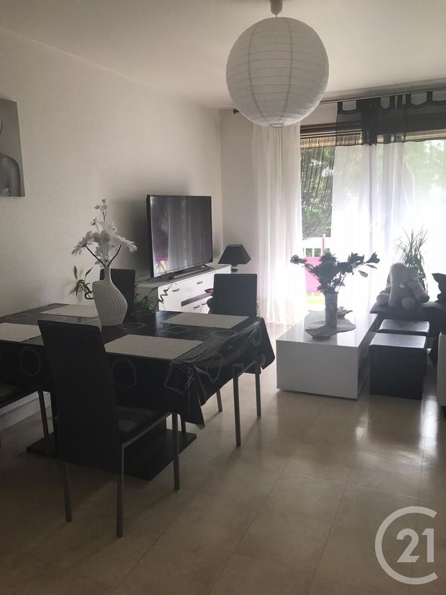 Appartement F3 à vendre - 3 pièces - 70.4 m2 - PONTARLIER - 25 - FRANCHE-COMTE - Century 21 Avenir Immobilier