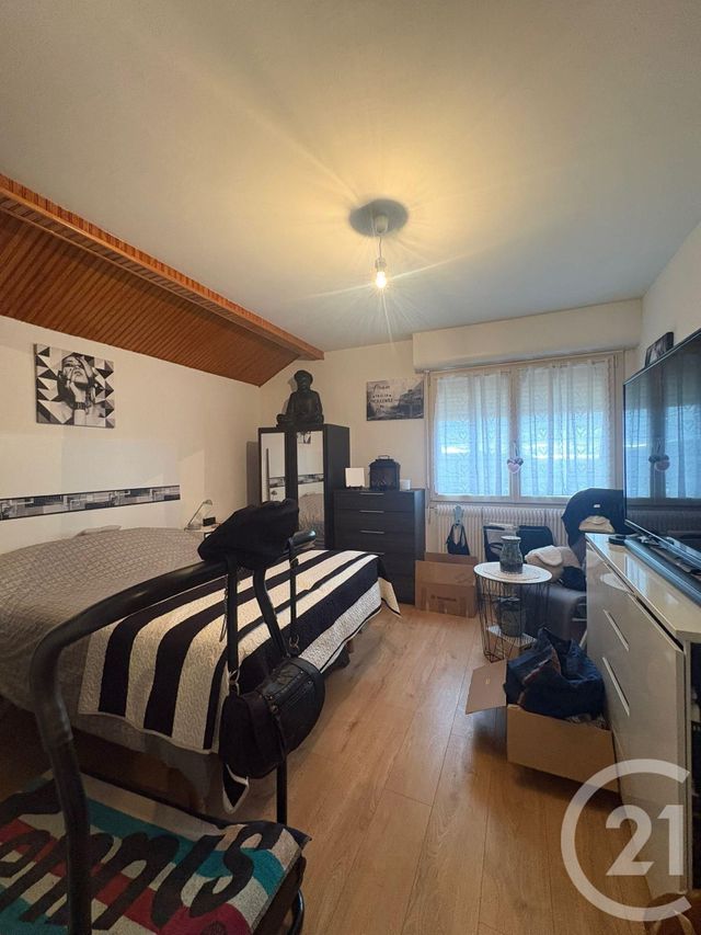 Appartement F3 à louer - 3 pièces - 76.45 m2 - PONTARLIER - 25 - FRANCHE-COMTE - Century 21 Avenir Immobilier