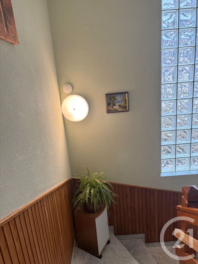 Appartement F3 à louer - 3 pièces - 76.45 m2 - PONTARLIER - 25 - FRANCHE-COMTE - Century 21 Avenir Immobilier