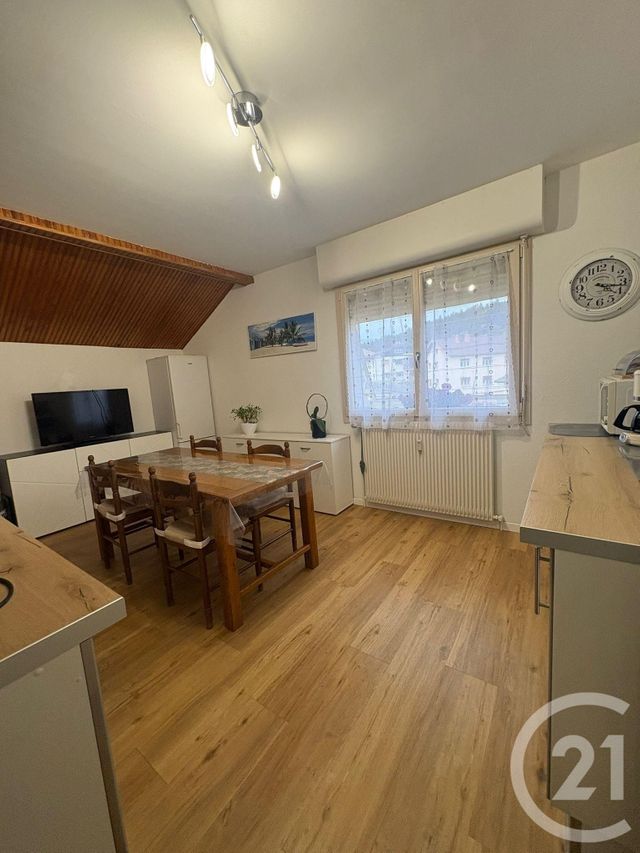 Appartement F3 à louer - 3 pièces - 76.45 m2 - PONTARLIER - 25 - FRANCHE-COMTE - Century 21 Avenir Immobilier