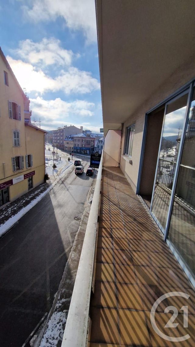 Appartement F3 à louer - 3 pièces - 123.78 m2 - PONTARLIER - 25 - FRANCHE-COMTE - Century 21 Avenir Immobilier
