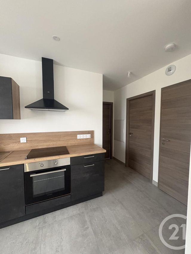 Appartement F3 à louer - 3 pièces - 59.0 m2 - PONTARLIER - 25 - FRANCHE-COMTE - Century 21 Avenir Immobilier