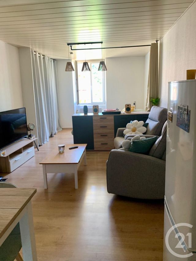 Appartement F1 à louer - 2 pièces - 35.23 m2 - PONTARLIER - 25 - FRANCHE-COMTE - Century 21 Avenir Immobilier