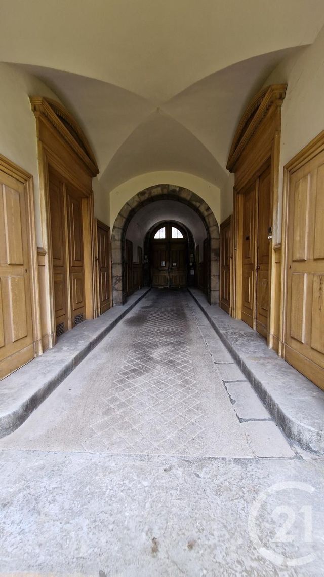 Appartement Duplex à louer - 3 pièces - 43.12 m2 - PONTARLIER - 25 - FRANCHE-COMTE - Century 21 Avenir Immobilier