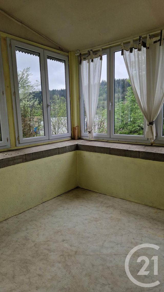 Appartement F5 à louer - 5 pièces - 111.0 m2 - PONTARLIER - 25 - FRANCHE-COMTE - Century 21 Avenir Immobilier