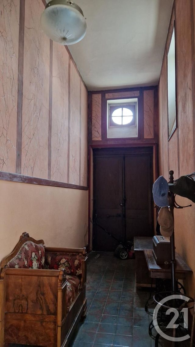 Appartement F5 à louer - 5 pièces - 111.0 m2 - PONTARLIER - 25 - FRANCHE-COMTE - Century 21 Avenir Immobilier