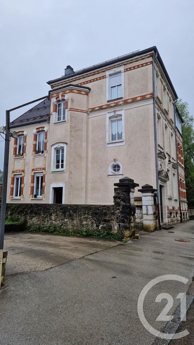 Appartement F5 à louer - 5 pièces - 111.0 m2 - PONTARLIER - 25 - FRANCHE-COMTE - Century 21 Avenir Immobilier