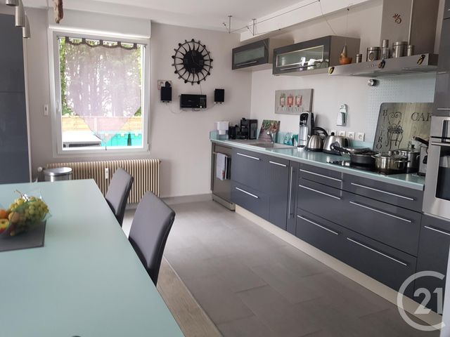 Appartement F4 à louer - 4 pièces - 98.0 m2 - PONTARLIER - 25 - FRANCHE-COMTE - Century 21 Avenir Immobilier