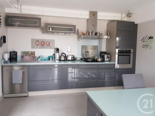 Appartement F4 à louer - 4 pièces - 98.0 m2 - PONTARLIER - 25 - FRANCHE-COMTE - Century 21 Avenir Immobilier