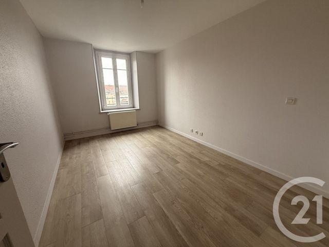 Appartement F5 à vendre - 5 pièces - 130.25 m2 - PONTARLIER - 25 - FRANCHE-COMTE - Century 21 Avenir Immobilier