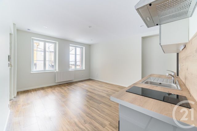 Appartement F2 à vendre - 3 pièces - 30.0 m2 - PONTARLIER - 25 - FRANCHE-COMTE - Century 21 Avenir Immobilier