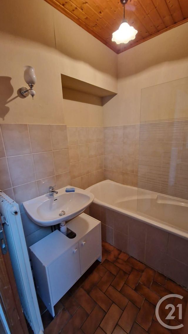 Appartement F2 à louer - 2 pièces - 54.29 m2 - PONTARLIER - 25 - FRANCHE-COMTE - Century 21 Avenir Immobilier