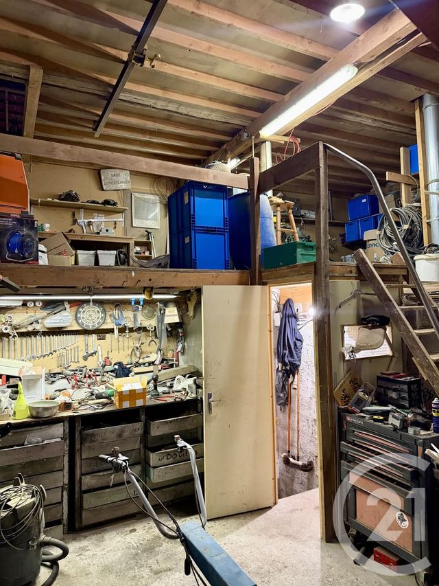 maison à vendre - 8 pièces - 278.43 m2 - REUGNEY - 25 - FRANCHE-COMTE - Century 21 Avenir Immobilier