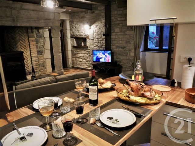 maison à vendre - 8 pièces - 278.43 m2 - REUGNEY - 25 - FRANCHE-COMTE - Century 21 Avenir Immobilier