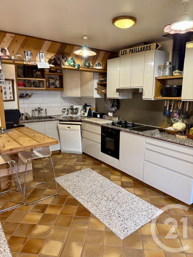 maison à vendre - 8 pièces - 278.43 m2 - REUGNEY - 25 - FRANCHE-COMTE - Century 21 Avenir Immobilier