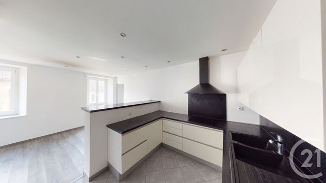 Appartement T4 à vendre - 4 pièces - 94.0 m2 - PONTARLIER - 25 - FRANCHE-COMTE - Century 21 Avenir Immobilier