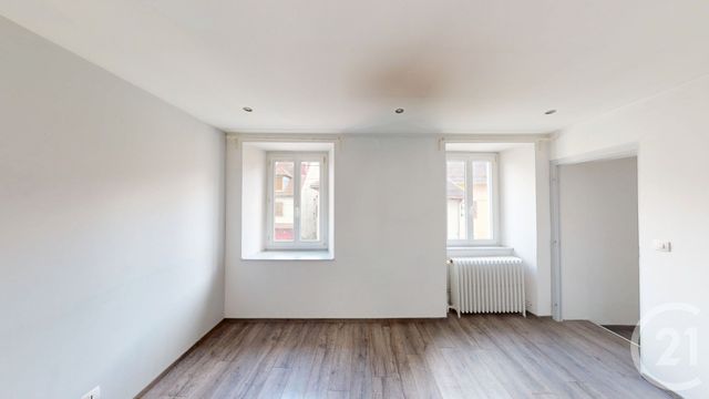 Appartement T4 à vendre - 4 pièces - 94.0 m2 - PONTARLIER - 25 - FRANCHE-COMTE - Century 21 Avenir Immobilier