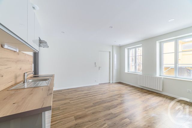 Appartement F2 à vendre - 3 pièces - 30.0 m2 - PONTARLIER - 25 - FRANCHE-COMTE - Century 21 Avenir Immobilier