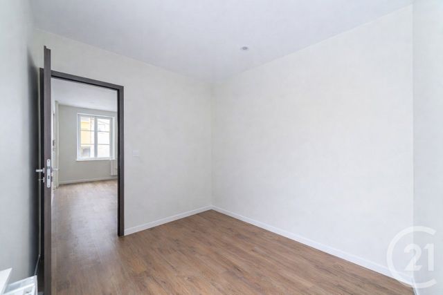Appartement F2 à vendre - 3 pièces - 30.0 m2 - PONTARLIER - 25 - FRANCHE-COMTE - Century 21 Avenir Immobilier