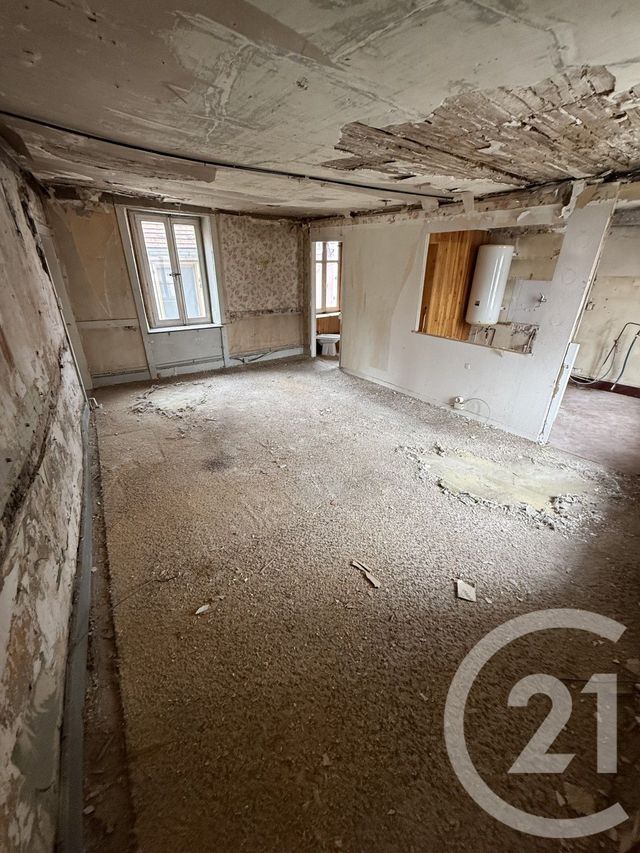 Appartement F2 à vendre - 2 pièces - 44.0 m2 - PONTARLIER - 25 - FRANCHE-COMTE - Century 21 Avenir Immobilier