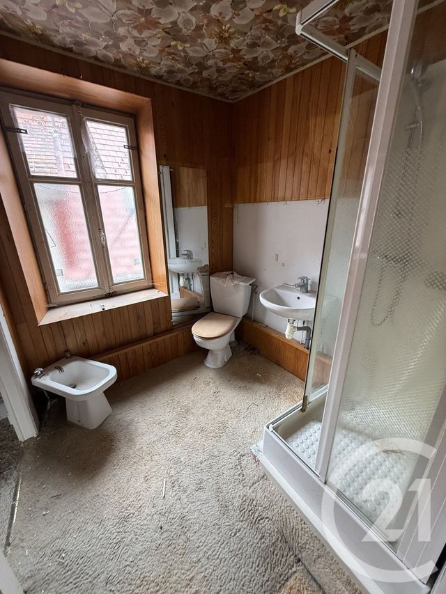 Appartement F2 à vendre - 2 pièces - 44.0 m2 - PONTARLIER - 25 - FRANCHE-COMTE - Century 21 Avenir Immobilier