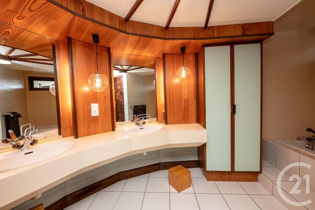 maison à vendre - 8 pièces - 203.0 m2 - PONTARLIER - 25 - FRANCHE-COMTE - Century 21 Avenir Immobilier