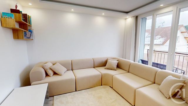 Appartement F3 à vendre - 3 pièces - 71.0 m2 - PONTARLIER - 25 - FRANCHE-COMTE - Century 21 Avenir Immobilier