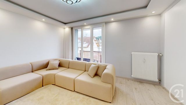 Appartement F3 à vendre - 3 pièces - 71.0 m2 - PONTARLIER - 25 - FRANCHE-COMTE - Century 21 Avenir Immobilier