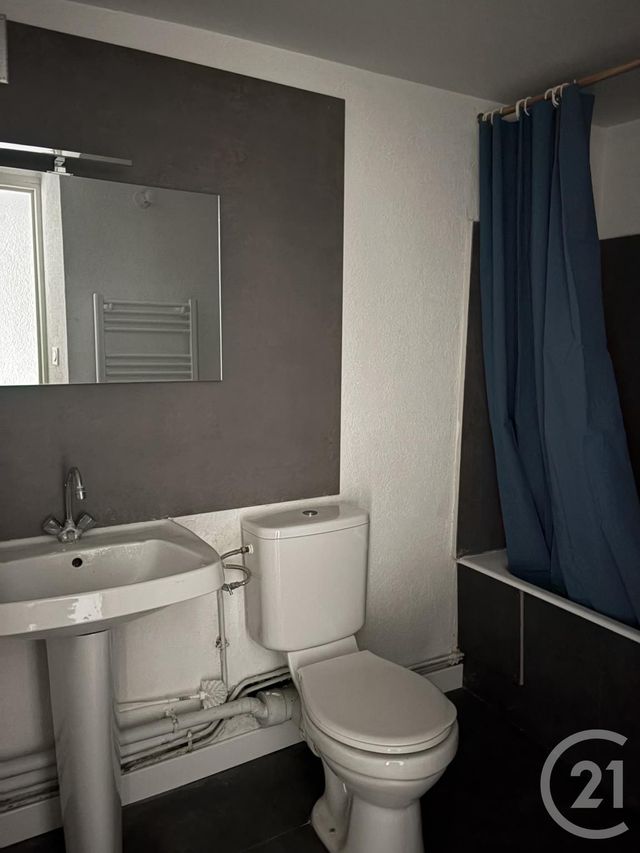 Appartement Studio à louer - 1 pièce - 20.0 m2 - PONTARLIER - 25 - FRANCHE-COMTE - Century 21 Avenir Immobilier