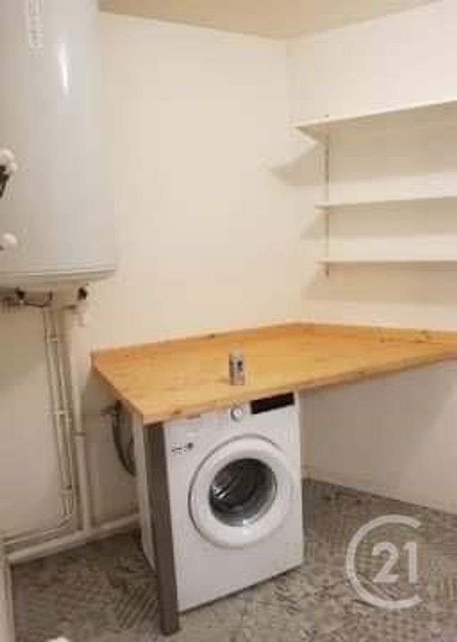 Appartement F3 à louer - 3 pièces - 66.64 m2 - PONTARLIER - 25 - FRANCHE-COMTE - Century 21 Avenir Immobilier