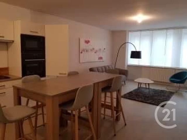 Appartement F3 à louer - 3 pièces - 66.64 m2 - PONTARLIER - 25 - FRANCHE-COMTE - Century 21 Avenir Immobilier