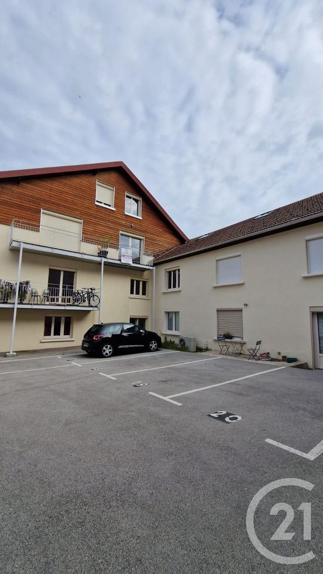 Appartement Duplex à louer - 2 pièces - 52.8 m2 - LA RIVIERE DRUGEON - 25 - FRANCHE-COMTE - Century 21 Avenir Immobilier