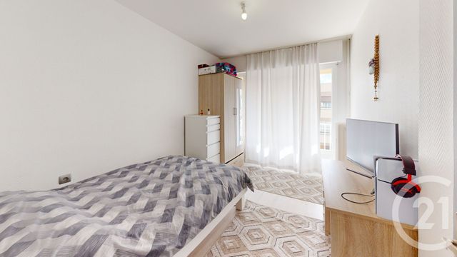 Appartement F4 à vendre - 5 pièces - 83.16 m2 - PONTARLIER - 25 - FRANCHE-COMTE - Century 21 Avenir Immobilier
