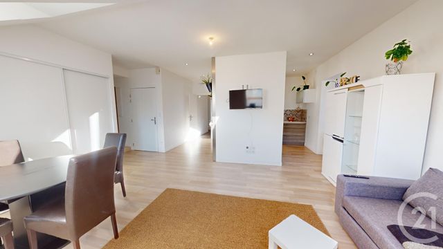 Appartement F3 à louer - 3 pièces - 55.3 m2 - PONTARLIER - 25 - FRANCHE-COMTE - Century 21 Avenir Immobilier