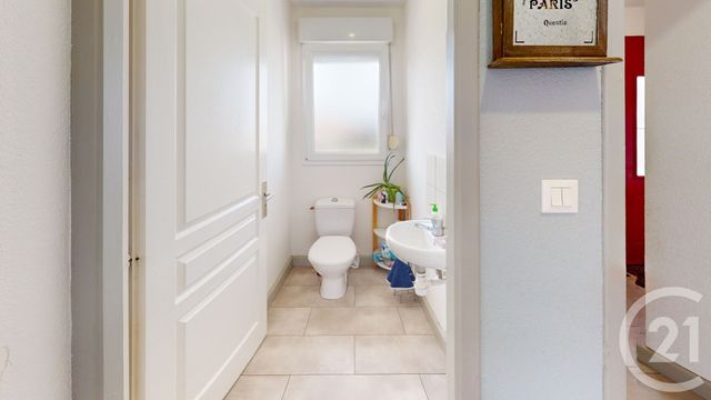 Appartement F5 à vendre - 5 pièces - 106.0 m2 - DOUBS - 25 - FRANCHE-COMTE - Century 21 Avenir Immobilier