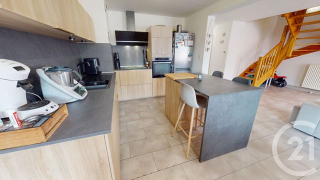 Appartement F5 à vendre - 5 pièces - 106.0 m2 - DOUBS - 25 - FRANCHE-COMTE - Century 21 Avenir Immobilier