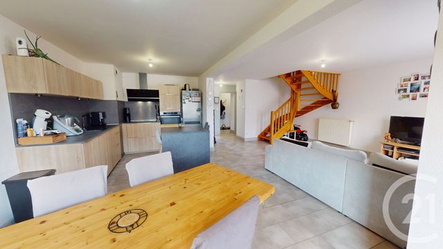 Appartement F5 à vendre - 5 pièces - 106.0 m2 - DOUBS - 25 - FRANCHE-COMTE - Century 21 Avenir Immobilier
