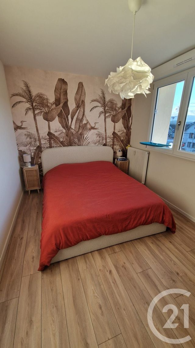 Appartement F4 à louer - 4 pièces - 92.94 m2 - PONTARLIER - 25 - FRANCHE-COMTE - Century 21 Avenir Immobilier