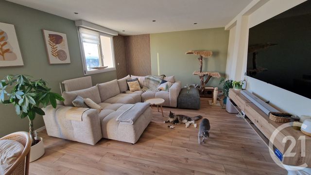 Appartement F4 à louer - 4 pièces - 92.94 m2 - PONTARLIER - 25 - FRANCHE-COMTE - Century 21 Avenir Immobilier